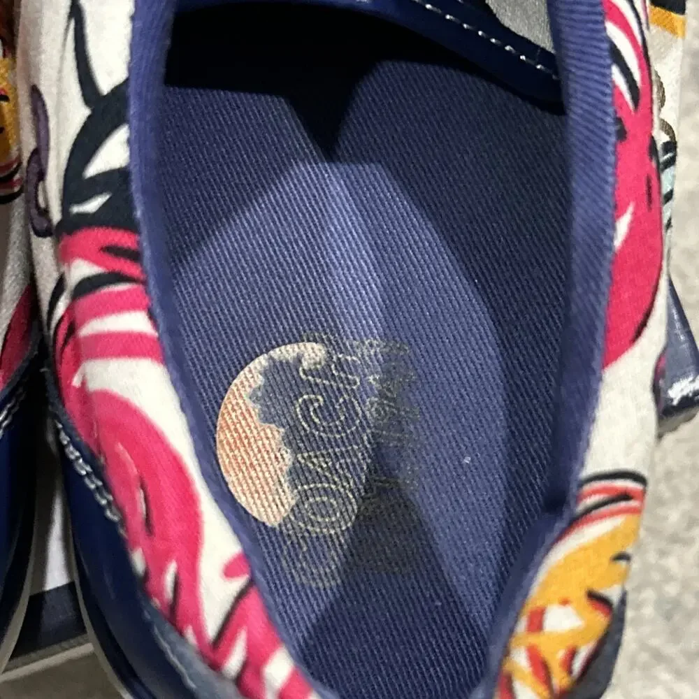 Vintage Coach Poppy Barrett Love Sneakers Size 9.5 Y2K 00s Graffiti Logo Womens